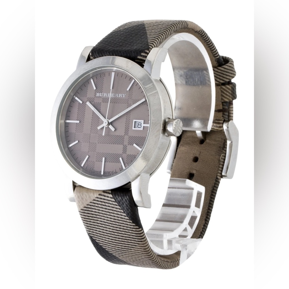 Authentic Burberry Classic Check Plaid Strap Watch Silver Tone Date Swiss Style